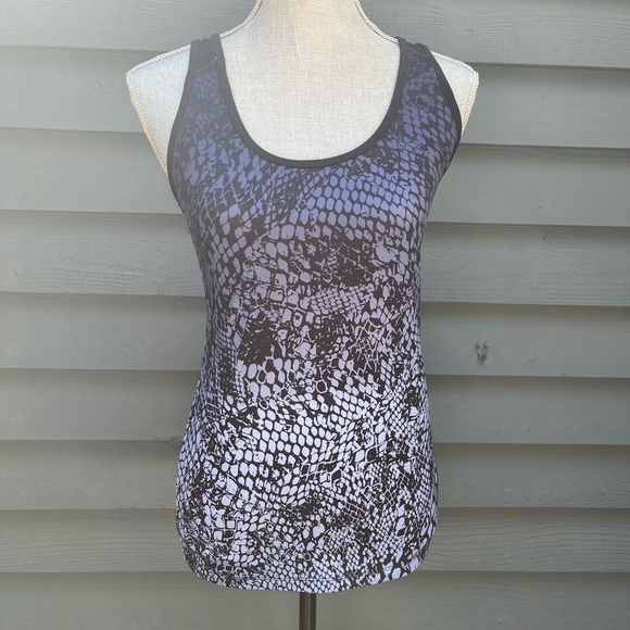 CHAMPION Racerback Workout Tank Top Purple and Black Abstract Size Medium - Picture 10 of 10